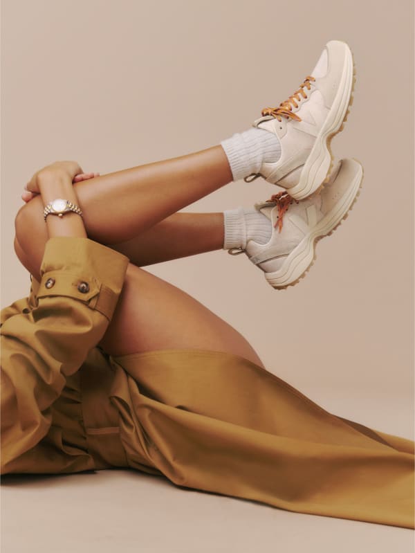 Veja X Reformation Venturi Sneakers - Juta